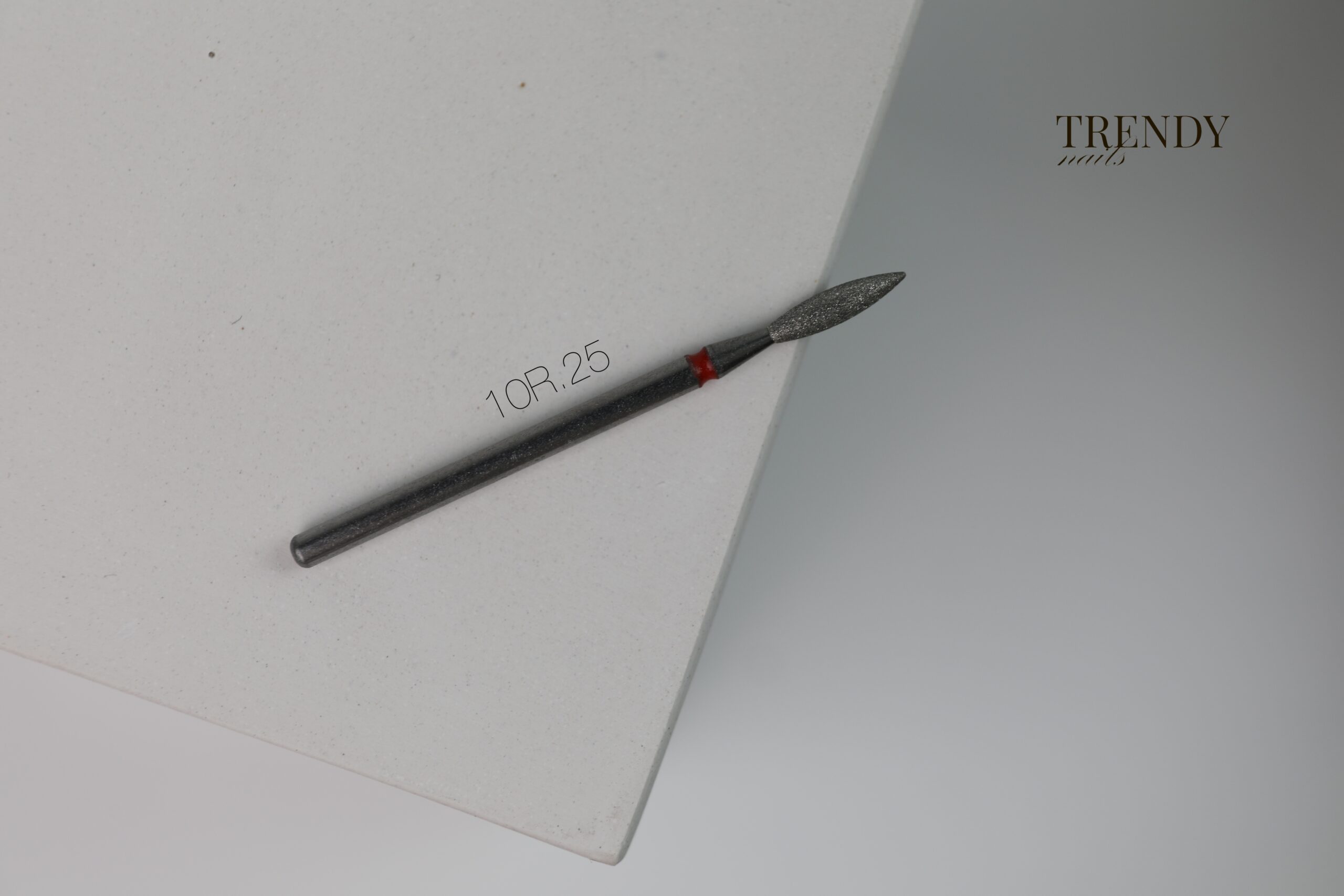 Trendy nails Фреза 10R.025 (полум'я червоне 025)