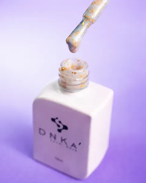 DNKa Cover Base, 12 ml #0011 Famous (камуфлююча база) - Зображення 3
